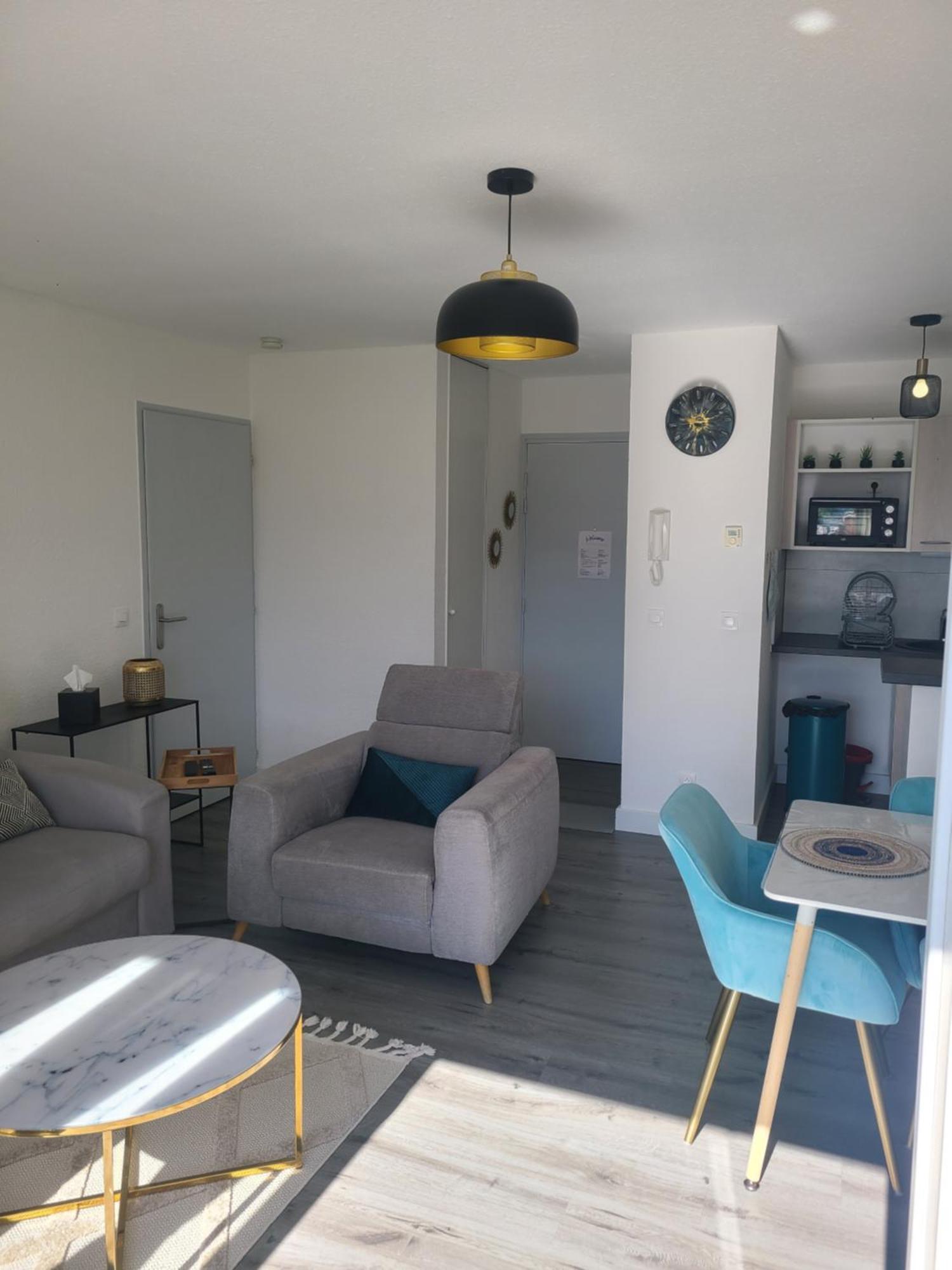 Joli T2 Proche Gare Avec Vue Apartment Annemasse Ngoại thất bức ảnh
